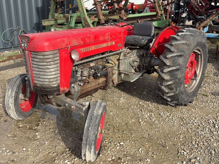 massey-ferguson-65-image-2