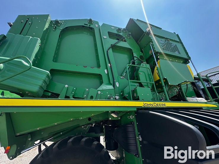 2016-john-deere-cs690-image-15