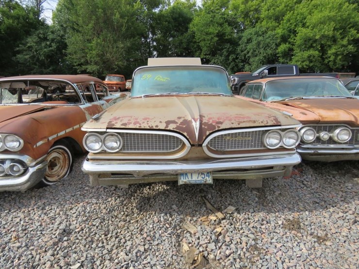 1959-catalina-2dr-sedan-image-2