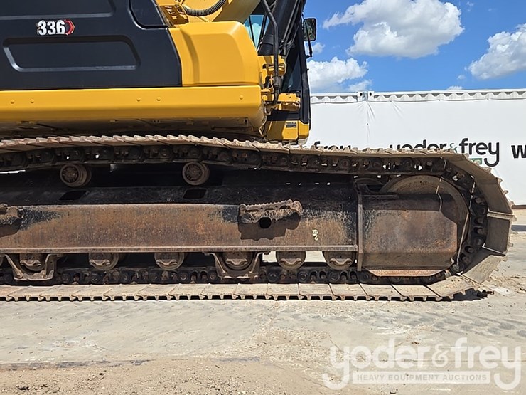 2019-caterpillar-336-image-15