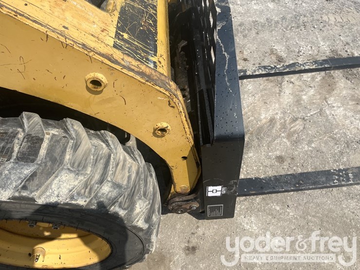 caterpillar-216b-image-25
