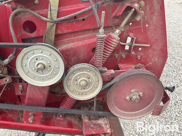 2005-case-ih-1020-image-11