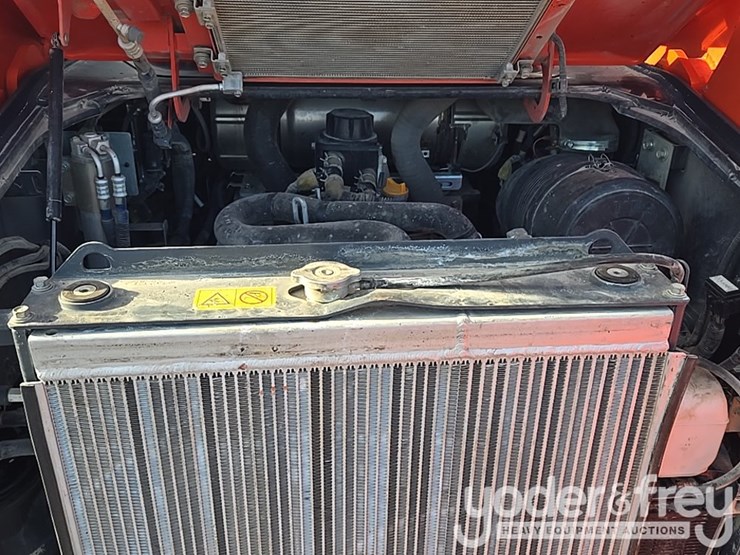 2023-kubota-svl97-2-image-32