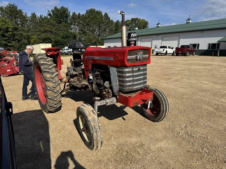 massey-ferguson-165-image-4