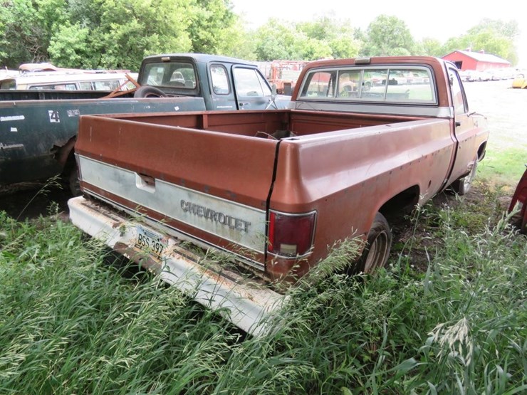 1975-chevrolet-c10-image-4