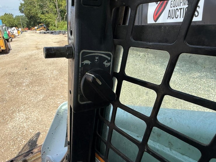 2019-bobcat-s595-image-27
