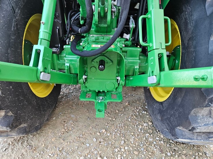 john-deere-3033r-image-22
