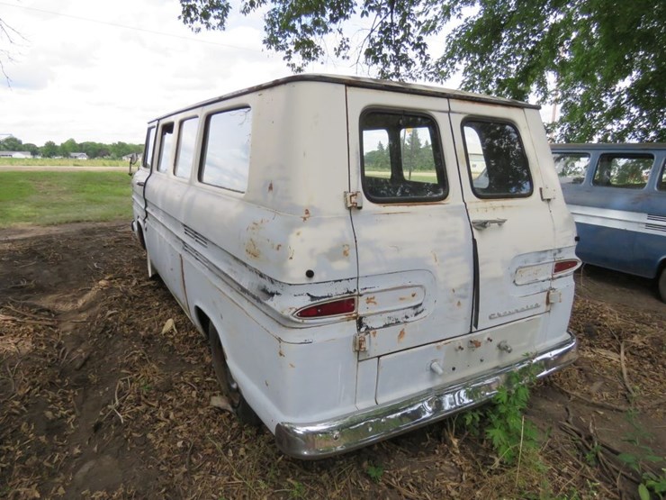 1961-64-chevrolet-corvair-greenbriar-sports-wagon-image-7