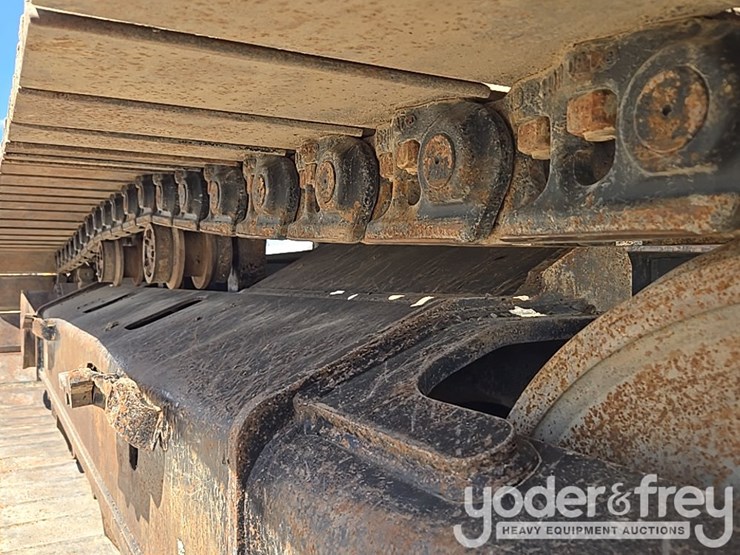2019-caterpillar-336-image-17