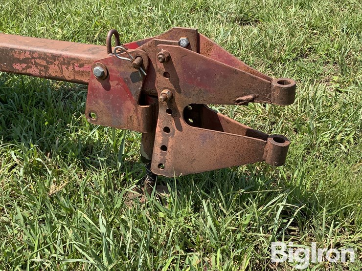 new-holland-270-image-8