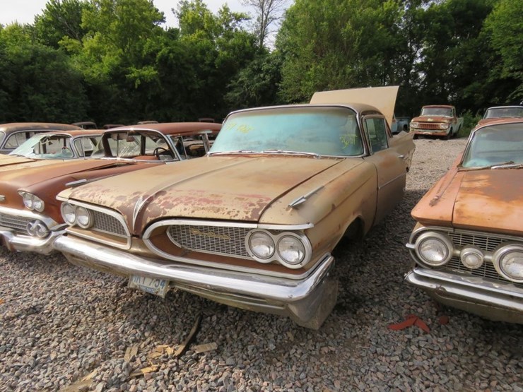 1959-catalina-2dr-sedan-image-1