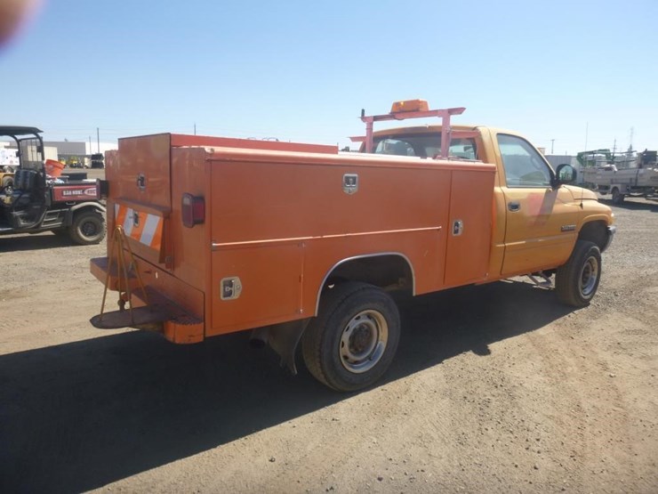 2001-dodge-ram-2500-image-3