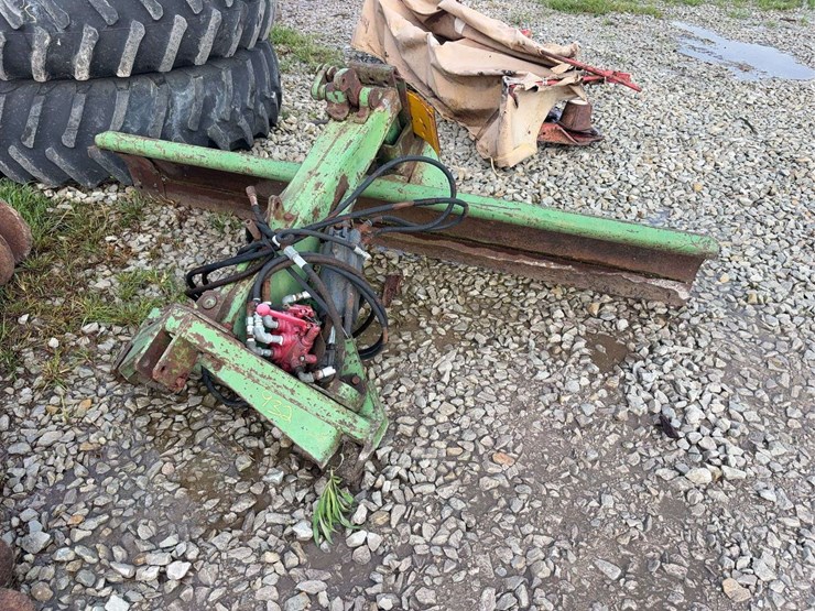 john-deere-10-image-2