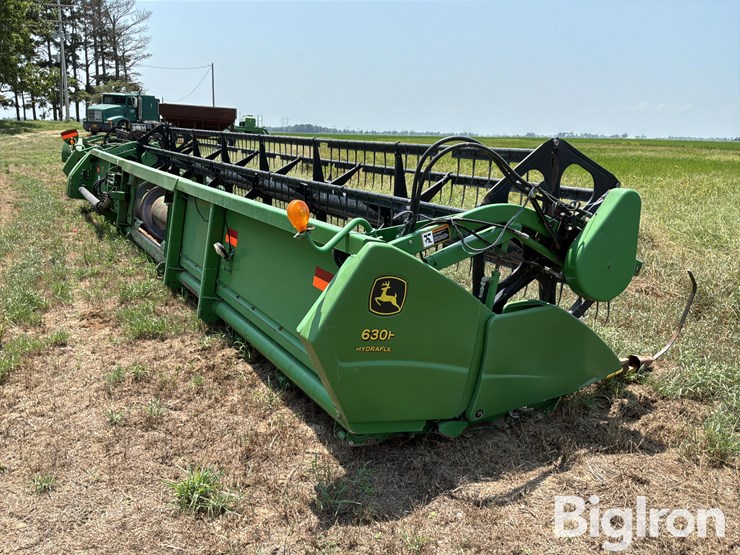 2004-john-deere-630f-image-5