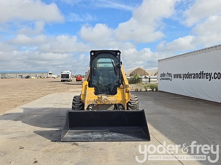 2020-caterpillar-272d-image-8
