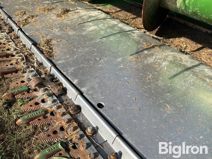 2004-john-deere-630f-image-16