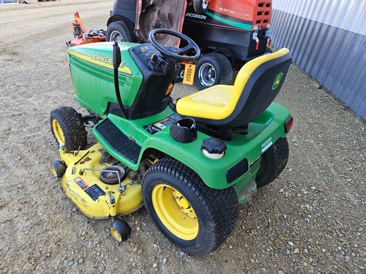john-deere-245-image-3