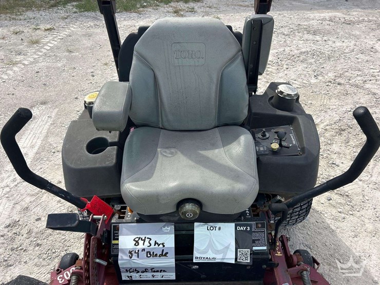 toro-54in-zero-turn-commercial-mower-image-16