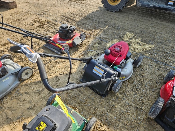 #24-•-honda-push-mower-image-4