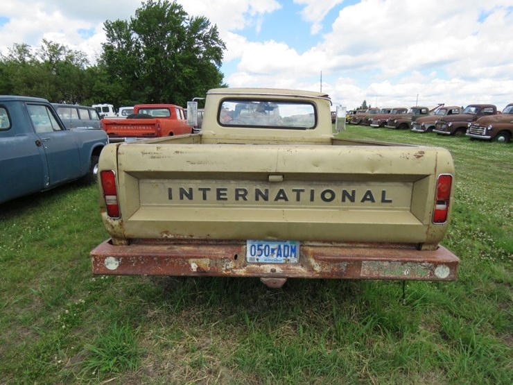1969-international-1100-image-5