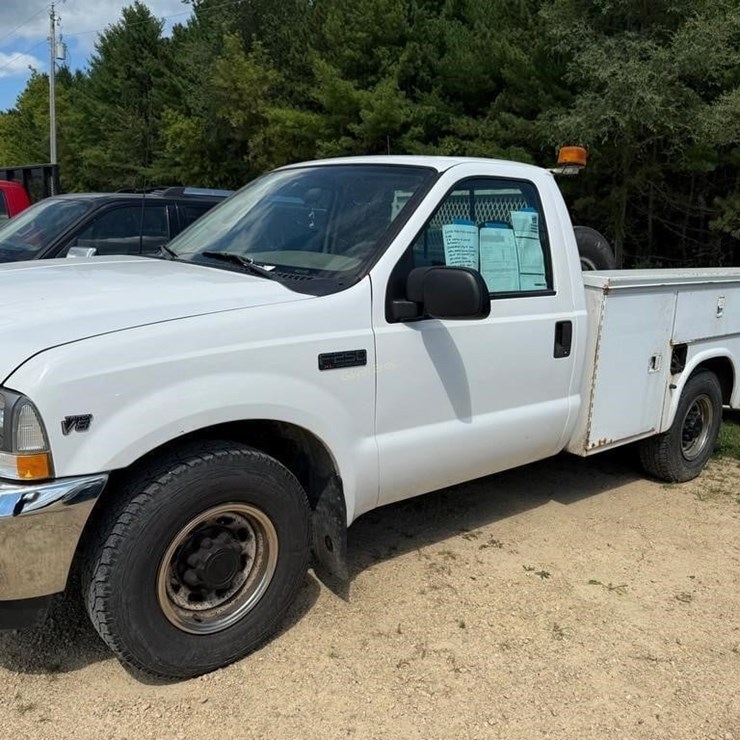 2003 FORD F250 XL