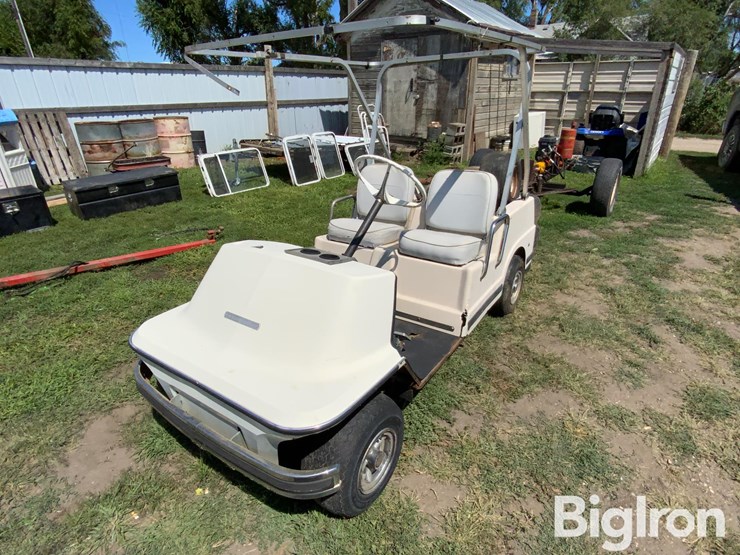 amf-harley-davidson-golf-cart-image-1