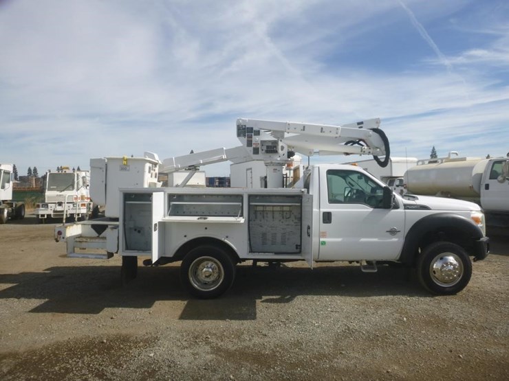 2013-ford-f550-image-7