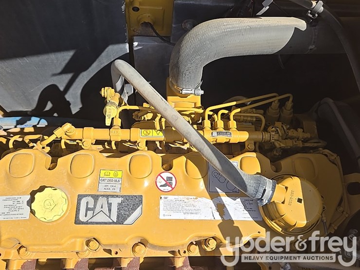 2019-caterpillar-336-image-65