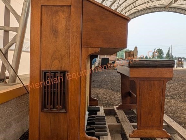 hammond-electric-organ-image-7