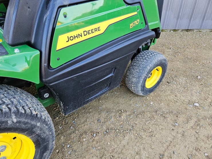 2023-john-deere-1570-image-16