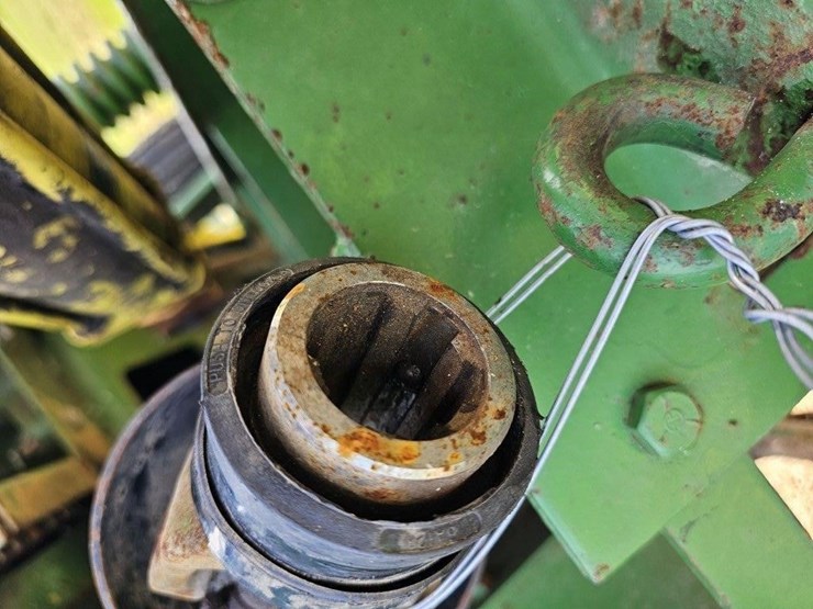 john-deere-16a-image-11