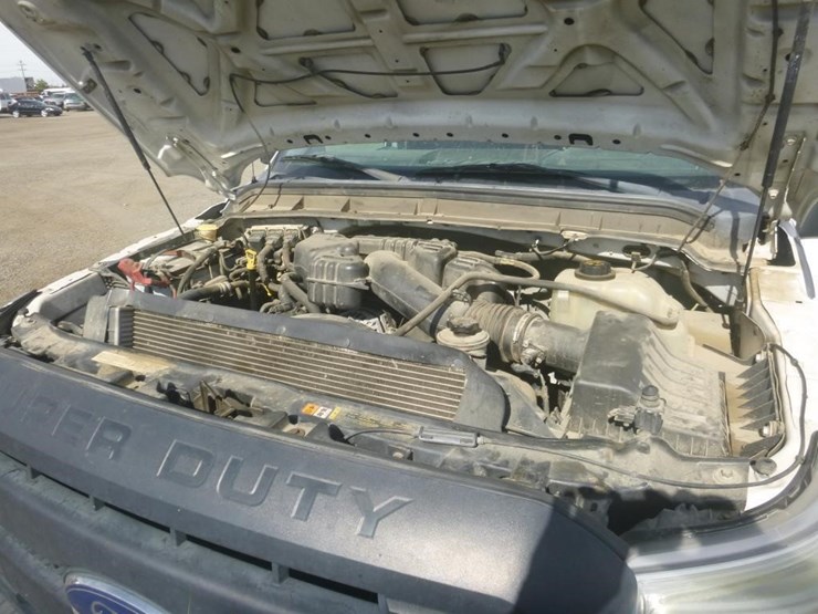 2014-ford-f250-image-16