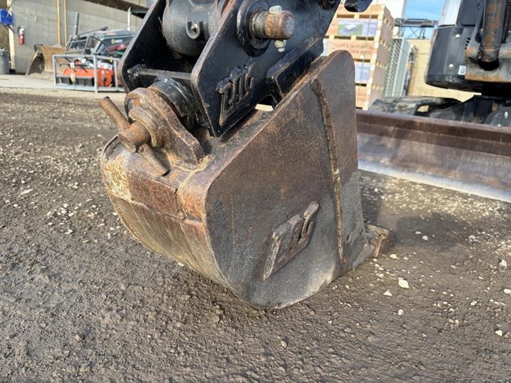 2021-bobcat-e26-image-13