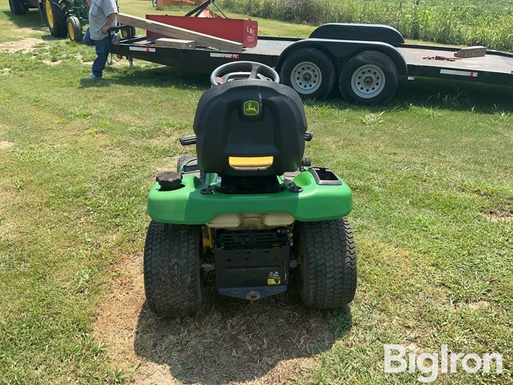 john-deere-x300-image-6