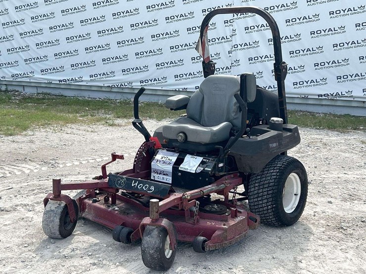 toro-54in-zero-turn-commercial-mower-image-1