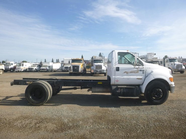 2007-ford-f650-image-7