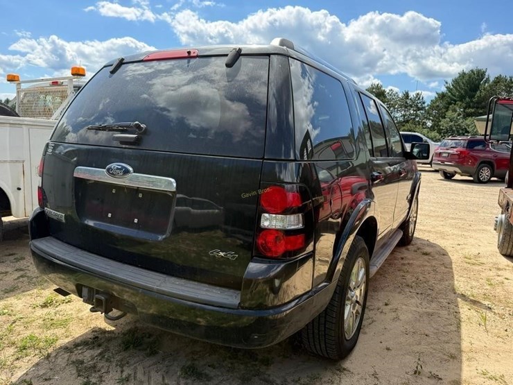 2008-ford-explorer-limited-image-4