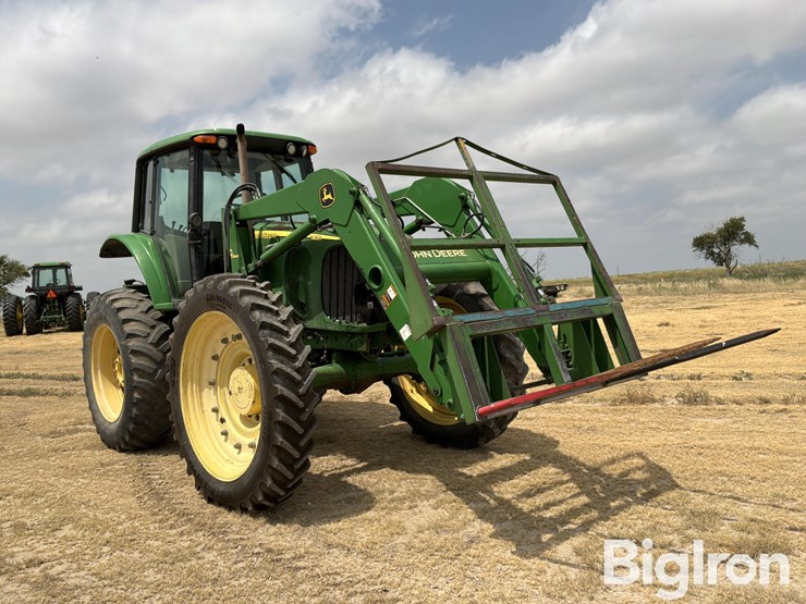 2004-john-deere-7420-image-3