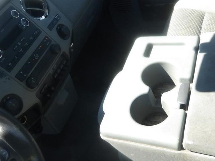 2011-ford-f350-image-16