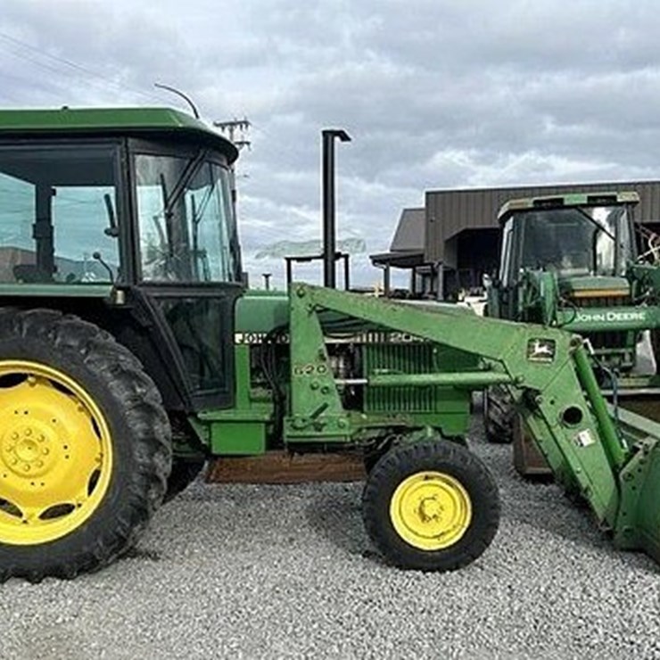 JOHN DEERE 2040S