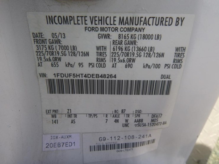 2013-ford-f550-image-35