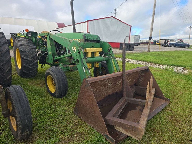 john-deere-2750-image-1