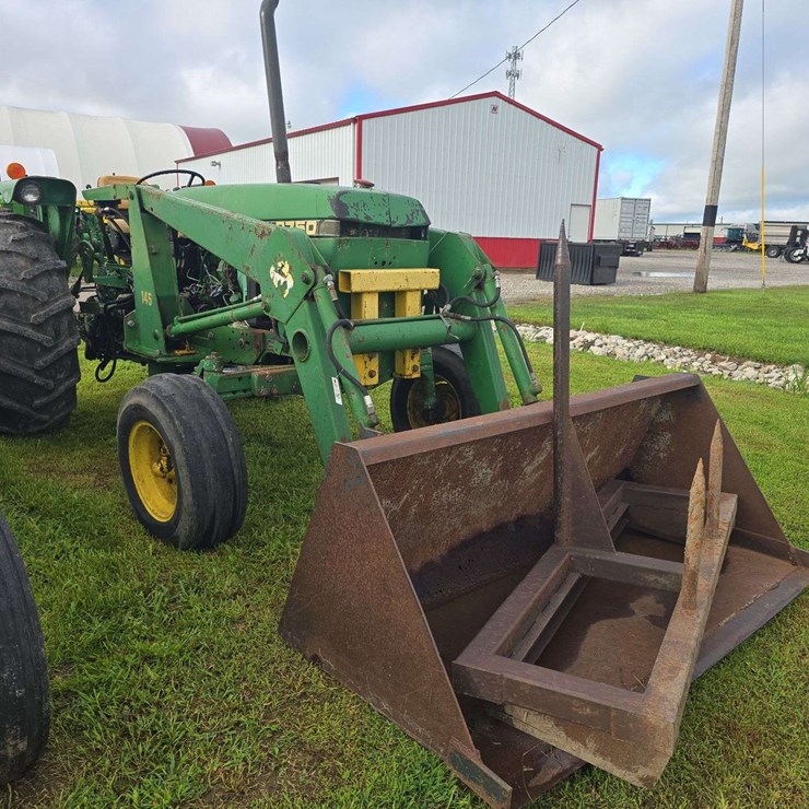 JOHN DEERE 2750