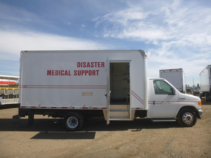 2007-ford-e450-image-8