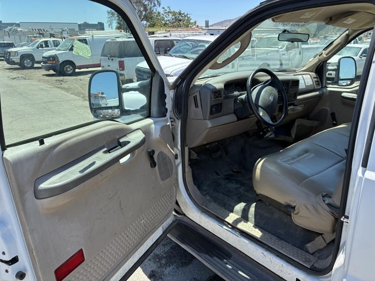 2004-ford-f250-image-16