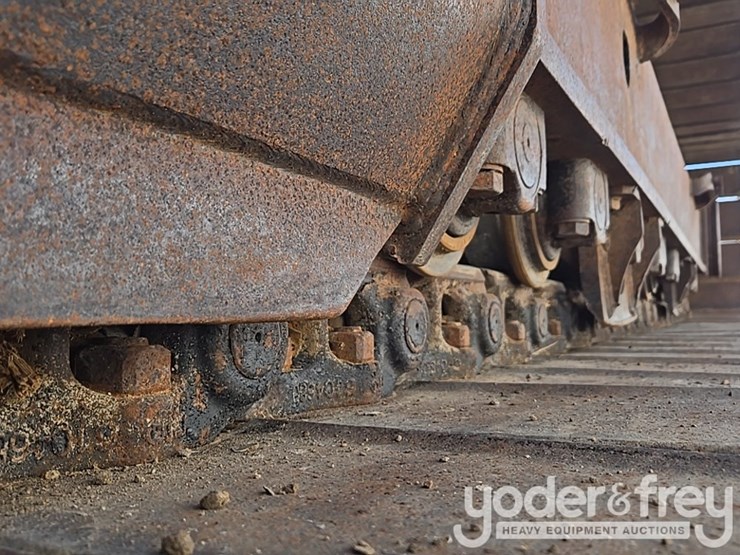 2019-caterpillar-336-image-13