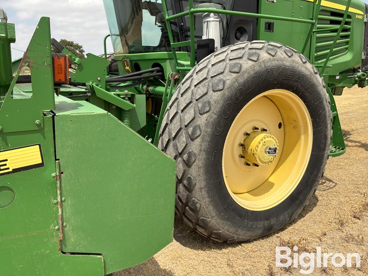 2011-john-deere-r450-image-10