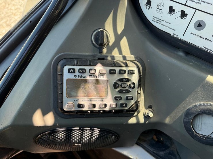 2018-bobcat-t770-image-20