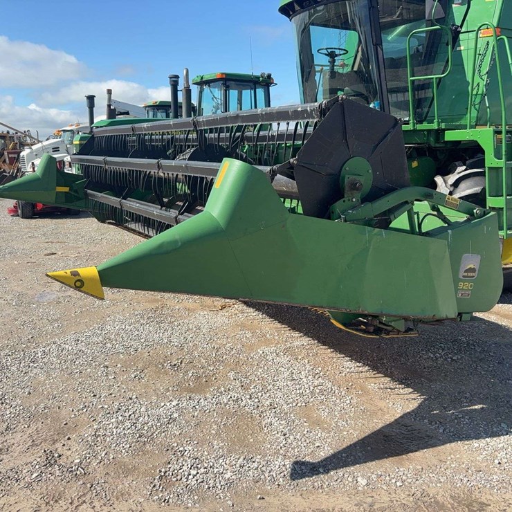 JOHN DEERE 920