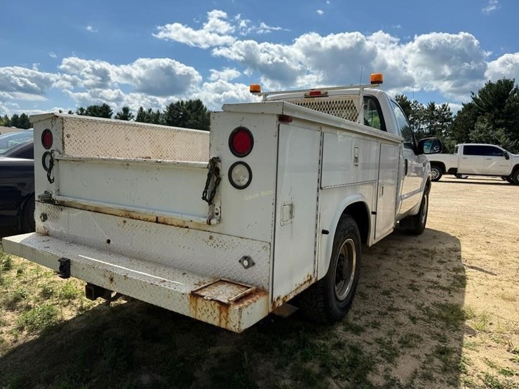 2003-ford-f250-xl-image-3